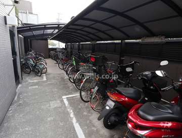 駐輪場およびバイク置場