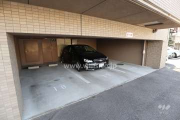 敷地内駐車場(屋内平面式)