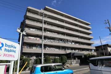 よもぎ台パークホームズの外観(北西方向から)