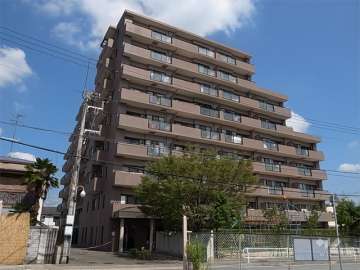 宝塚南ガーデンハウスの外観（南側から）