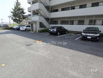 敷地内駐車場(屋外平面式)
