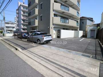 敷地内駐車場(屋外平面式)