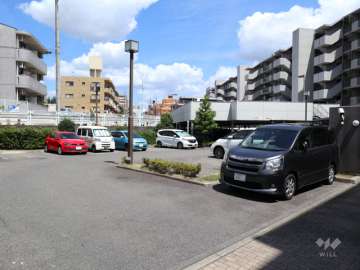 敷地内駐車場（屋外平面式）