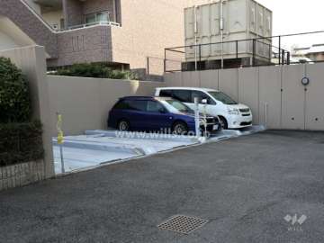 敷地内駐車場（屋外機械式）