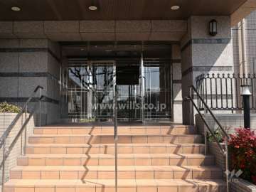 エントランス 正面