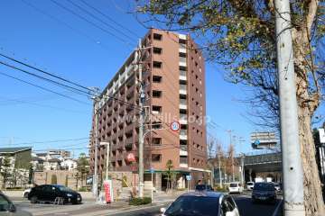 シティハウス藤が丘の外観(南側から)