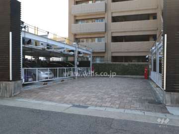 敷地内駐車場（屋外機械式）