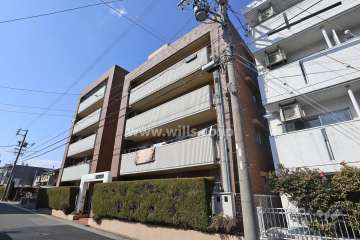三旺マンション藤ヶ丘の外観（南東側から）