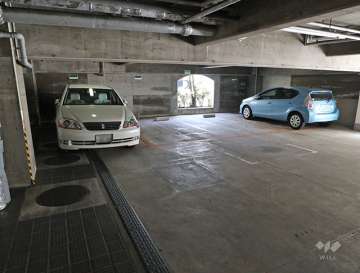 敷地内駐車場(屋内平面式)