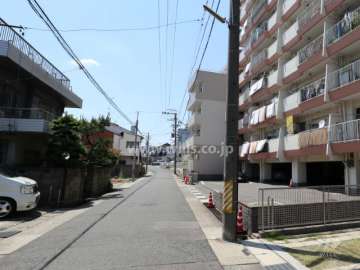 敷地の前面道路