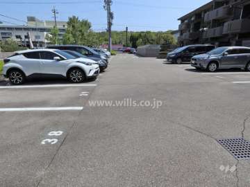 敷地内駐車場(屋外平面式)