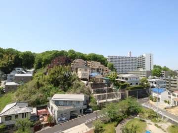 ライオンズマンション虹ヶ丘ガーデンの遠景