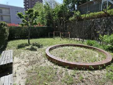 敷地内の公園