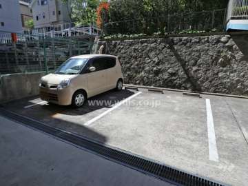 敷地内駐車場(屋外平面式)