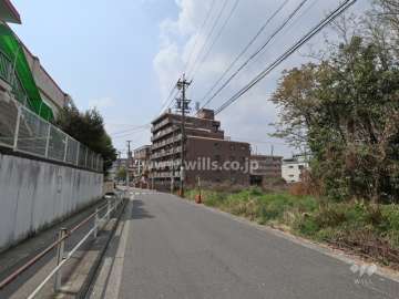 ネオステージ上社の遠景(東側から)