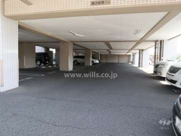 敷地内駐車場(屋内平面式)