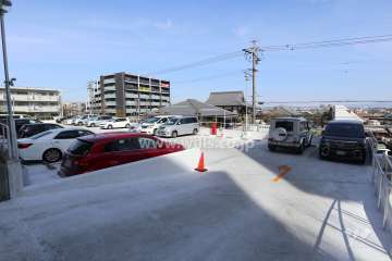 敷地内駐車場（屋外平面式）