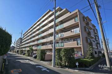 ソフィア一社の外観(南東方向から)