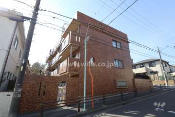 三井上社ハイツの外観（東側から）