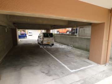 敷地内駐車場（屋内平面式）