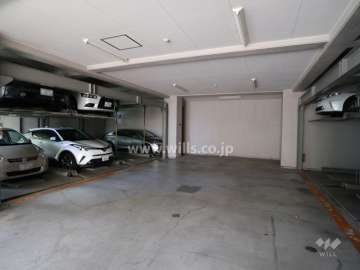 敷地内駐車場(屋内機械式)