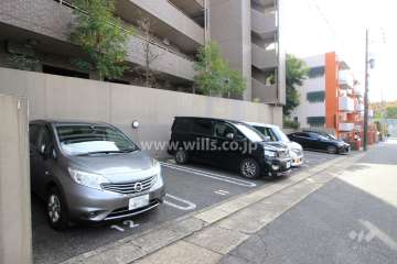 敷地内駐車場（屋外平面式）
