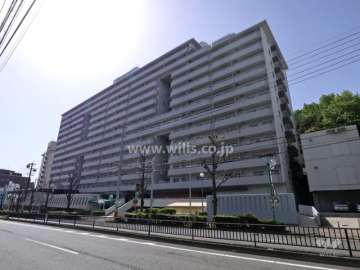 虹ヶ丘マンションの外観（北西側から）