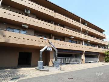 シティコーポ植園の外観(南西側から)