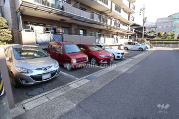 敷地内駐車場（屋外平面式）