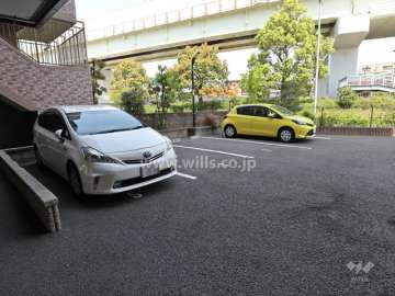 敷地内駐車場(屋外平面式)