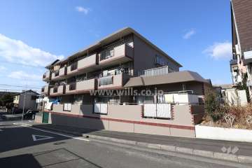 第2ロイヤル藤ヶ丘の外観（東側から）