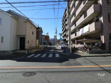 敷地の前面道路