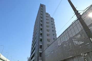 プレシアスコート本郷の外観(北側から）
