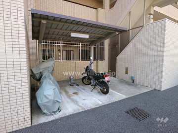 バイク置場