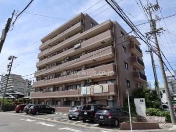 バンベール一社の外観(南東側から)