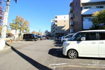 敷地内駐車場（屋外平面式）