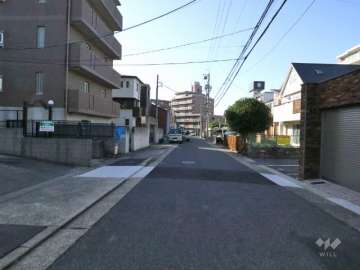 敷地の前面道路