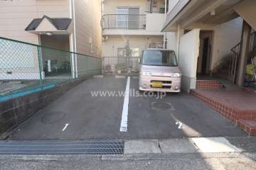 敷地内駐車場（屋外平面式）