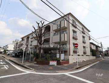 第1ロイヤル藤ヶ丘の外観(北西側から)