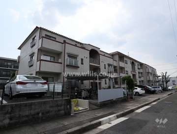 第1ロイヤル藤ヶ丘の外観(北東側から)