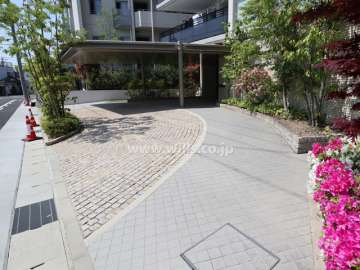 エントランスアプローチ