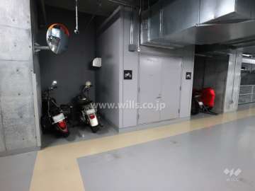 バイク置場