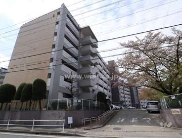上社北住宅2号棟の外観(北東側から)