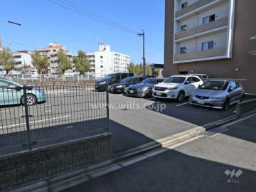敷地内駐車場(屋外平面式)