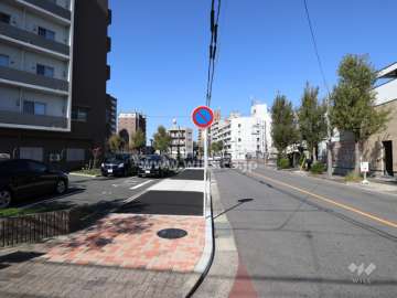 敷地北側前面道路
