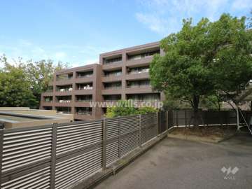 グランドヒルズ覚王山法王町華の邸の外観（南東側から）