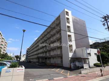 上社南住宅5号棟の外観（北西側から）