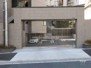 駐車場出入り口(リングシャッター付き)