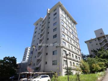 月見ケ丘マンションB棟の外観(北西側から)