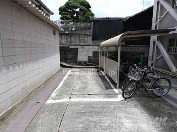 敷地内駐車場（屋外平面式）